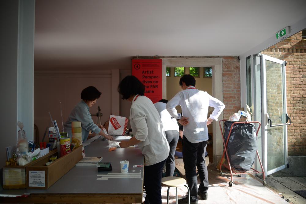 한국관 《용적률 게임》 전시 준비 사진