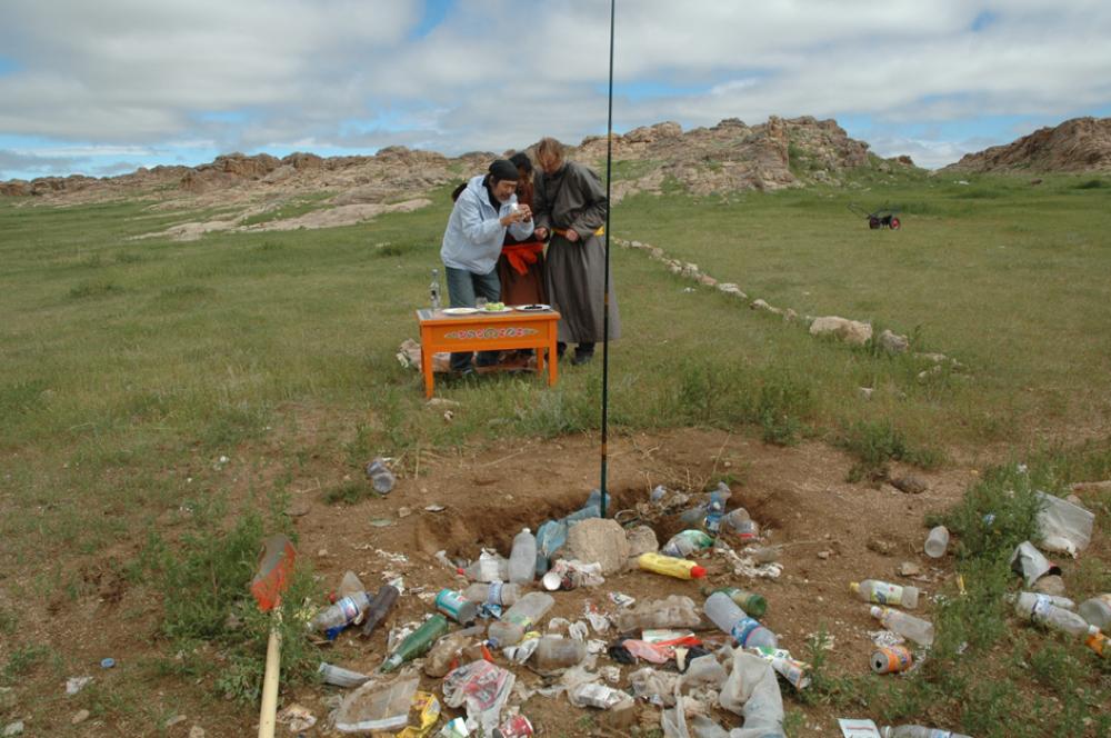 2010년 《랜드아트 몽골리아360˚(Land Art Mongolia 360˚)》 관련 사진 1