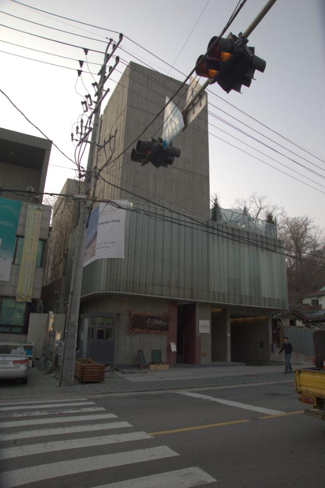 2009년 강홍구 개인전 《사라지다：은평 뉴타운에 관한 어떤 기록》 전시 전경 사진파일