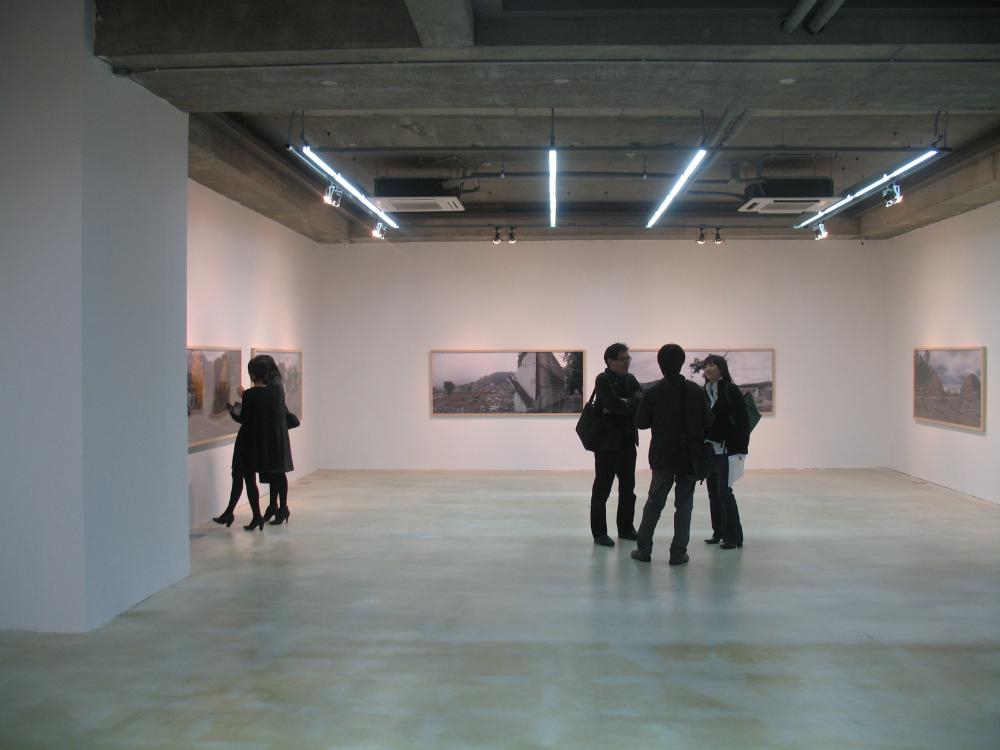 2009년 강홍구 개인전 《사라지다：은평뉴타운에 관한 어떤 기록》 개막식 사진파일 5
