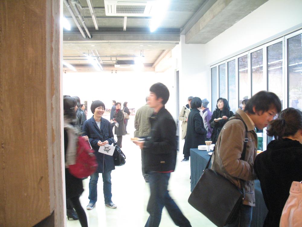 2009년 강홍구 개인전 《사라지다：은평뉴타운에 관한 어떤 기록》 개막식 사진파일