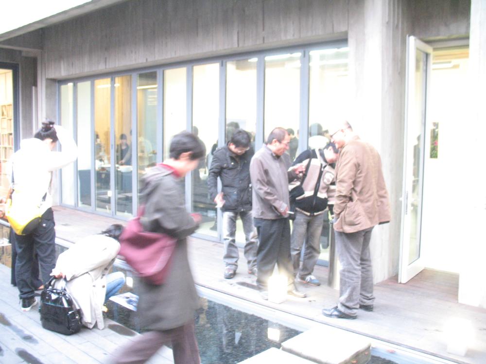 2009년 강홍구 개인전 《사라지다：은평뉴타운에 관한 어떤 기록》 개막식 사진파일