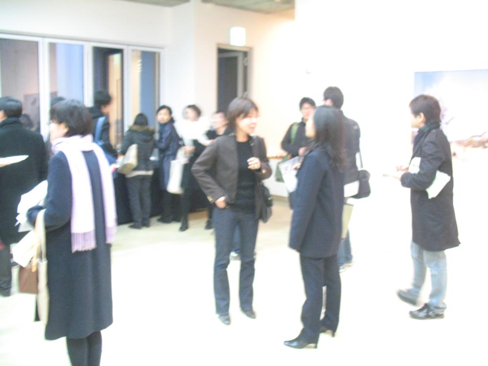 2009년 강홍구 개인전 《사라지다：은평뉴타운에 관한 어떤 기록》 개막식 사진파일