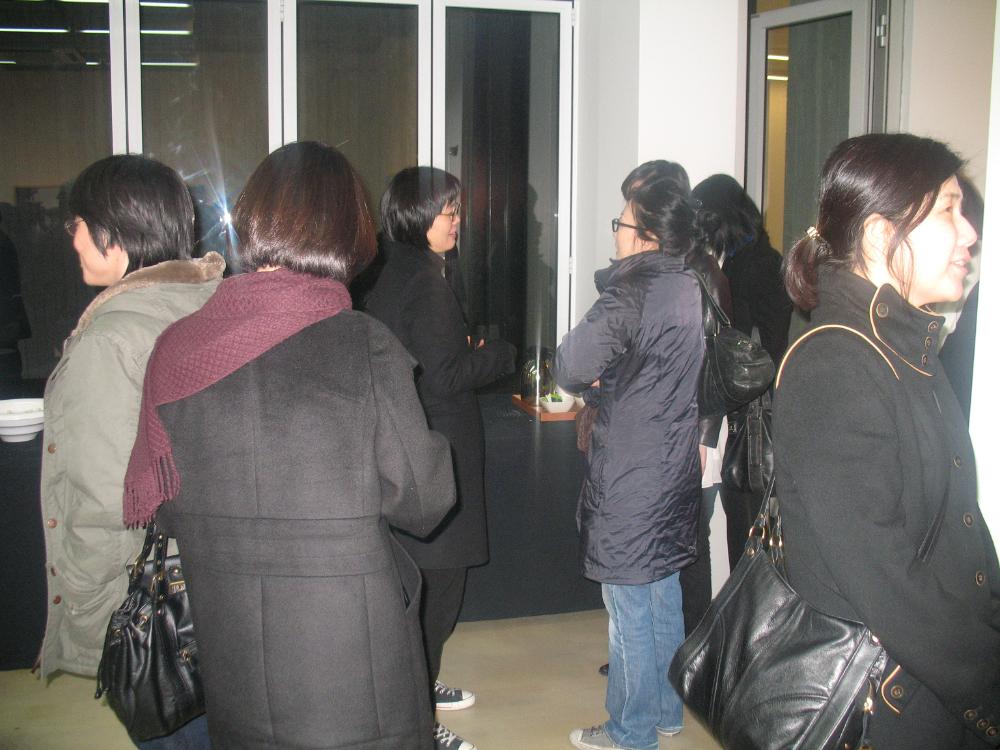 2009년 강홍구 개인전 《사라지다：은평뉴타운에 관한 어떤 기록》 개막식 사진파일