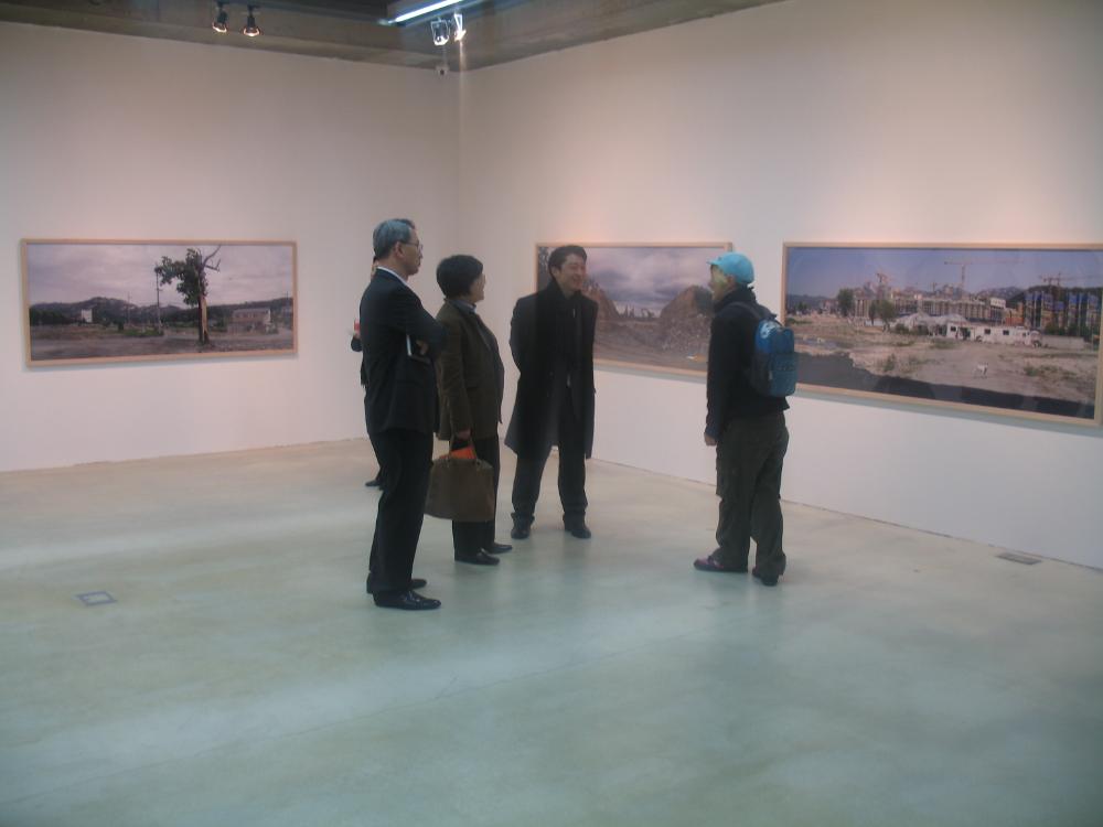 2009년 강홍구 개인전 《사라지다：은평뉴타운에 관한 어떤 기록》 개막식 사진파일