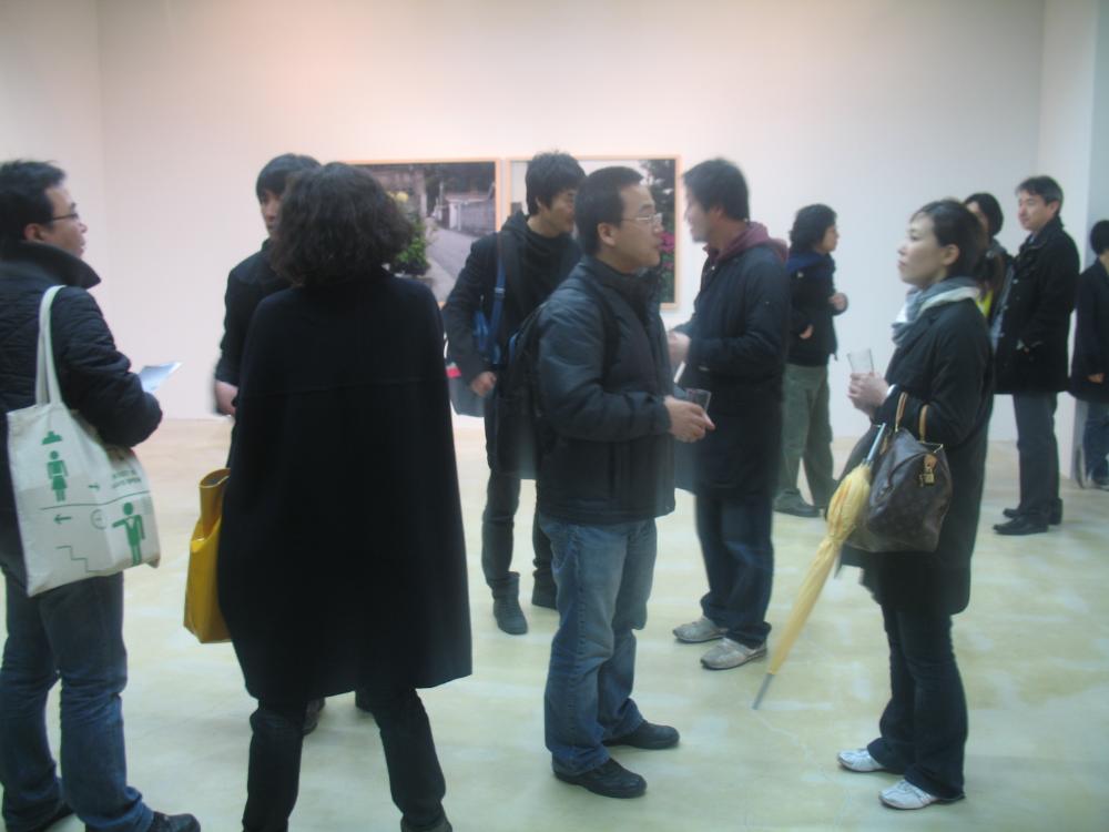 2009년 강홍구 개인전 《사라지다：은평뉴타운에 관한 어떤 기록》 개막식 사진파일