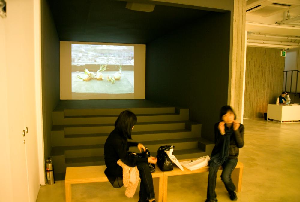 2009년 강홍구 개인전 《사라지다：은평뉴타운에 관한 어떤 기록》 전경 사진파일 2