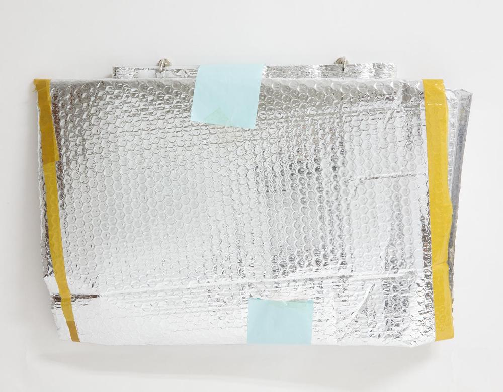 〈Structuring Shadows(aluminium foil faced bubble insulation)〉, 〈Structuring Shadows(polyurethane foam closed cell)〉을 위한 피사체 2