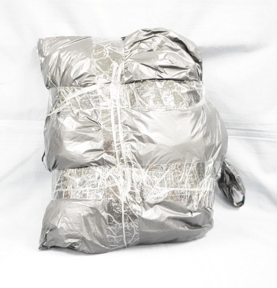〈Structuring Shadows(plastic bag)〉을 위한 피사체 1