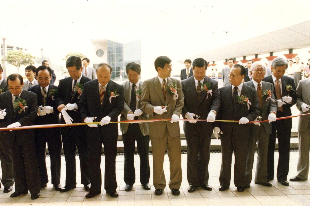 동학100주년 작품사진 및 스크랩