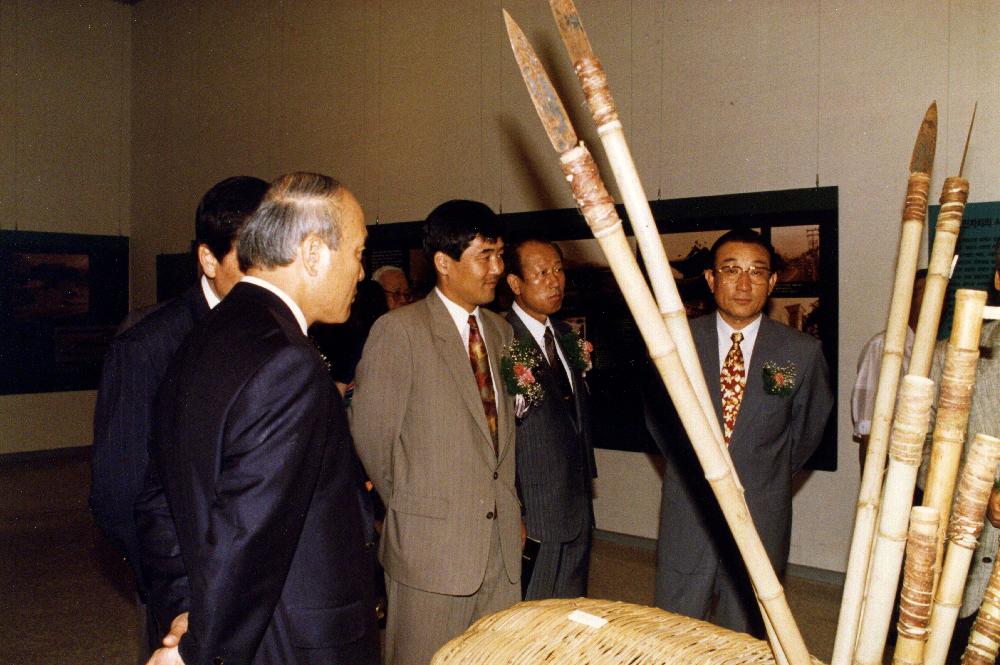동학100주년 작품사진 및 스크랩