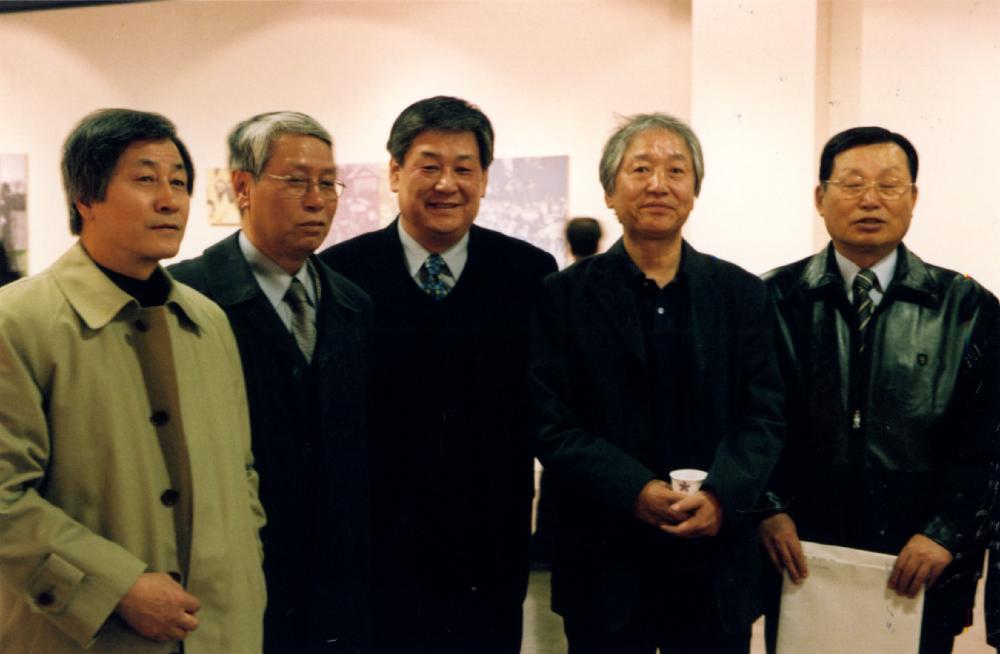 2004년 ≪백 년의 기억≫ 관련 사진