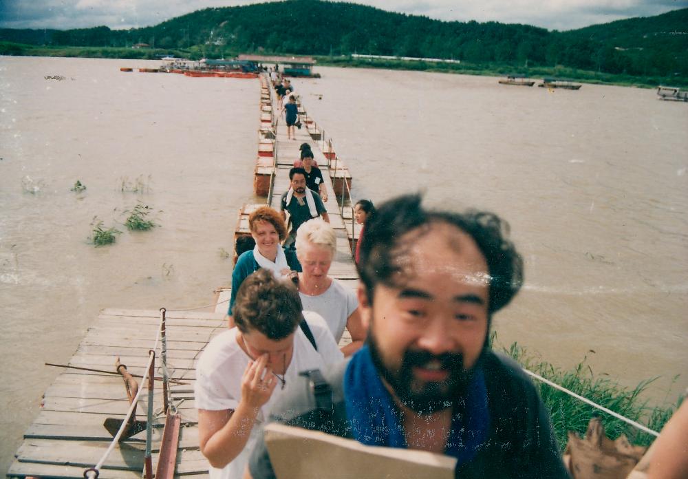 1991년 《금강에서의 국제자연미술전》 국외 참여 작가 문화 답사 현장 사진 3