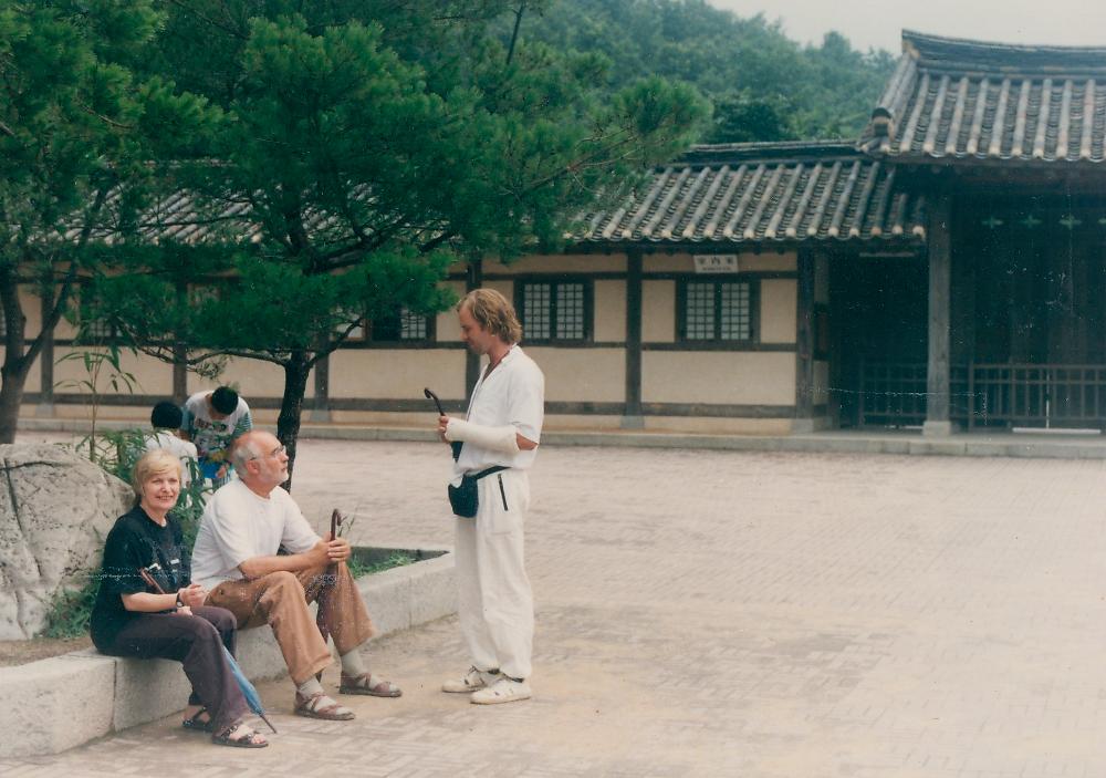 1991년 《금강에서의 국제자연미술전》 국외 참여 작가 문화 답사 현장 사진