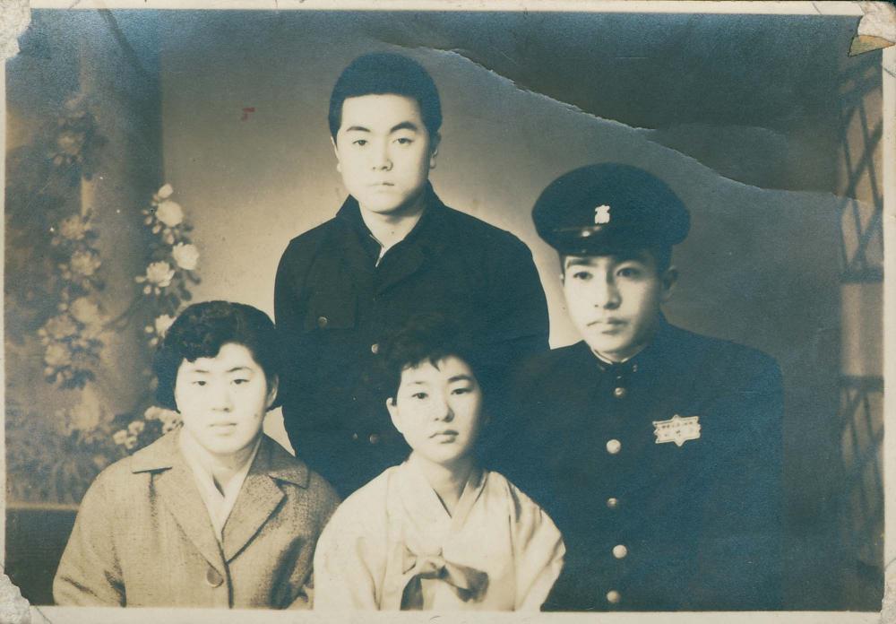 김차섭과 가족, 지인들을 촬영한 사진 6