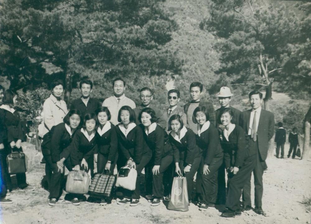 김차섭의 이화여자고등학교 재직 시절 사진