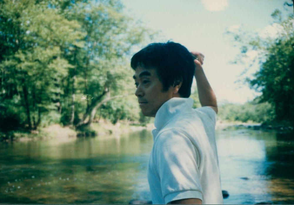 롱아일랜드 섬 바닷가 근처 여행 중 드로잉을 하고 있는 김차섭의 사진 4