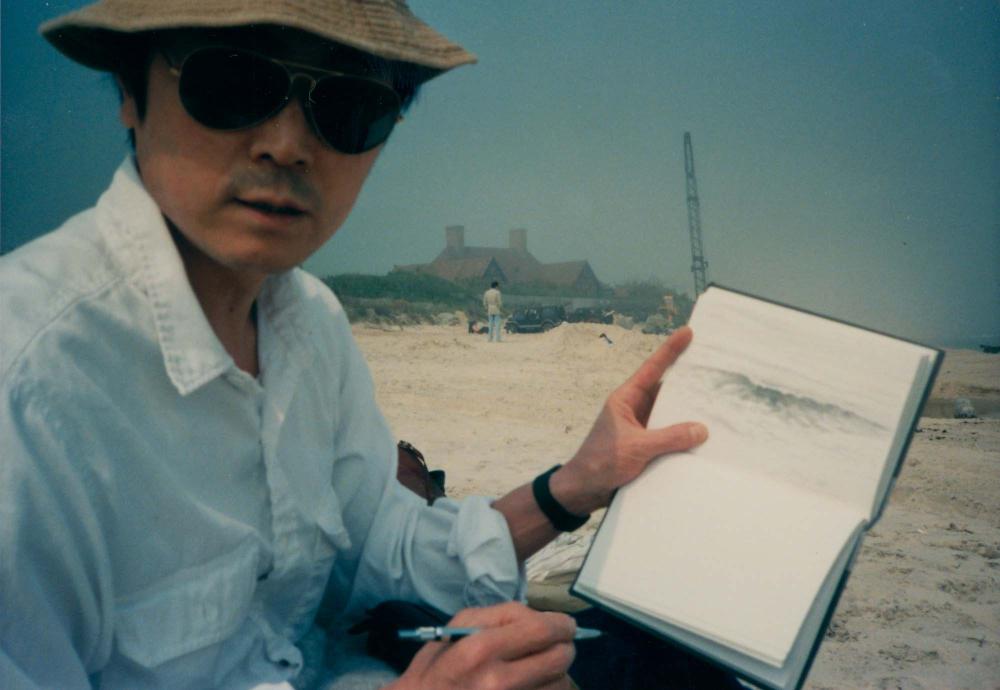 롱아일랜드 섬 바닷가 근처 여행 중 드로잉을 하고 있는 김차섭의 사진 7