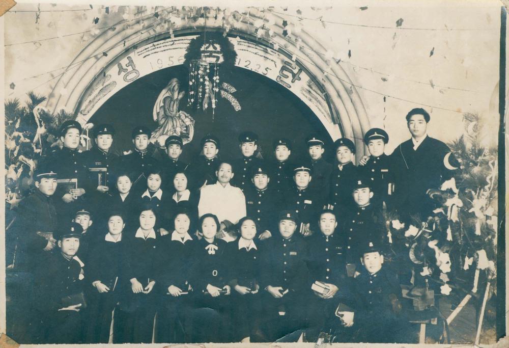 김차섭의 초·중·고 학창시절 인화사진 5