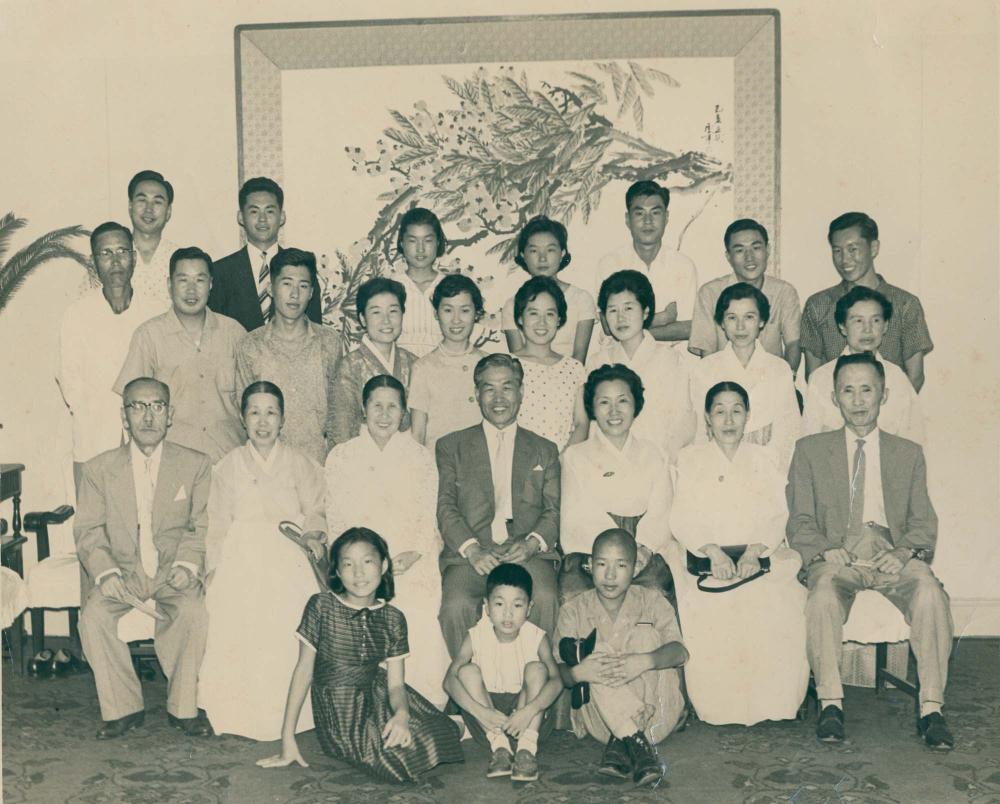 김명희 어린시절 인화사진 6