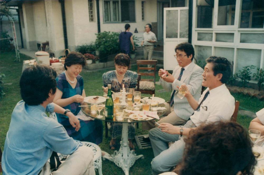 내평리 작업실에서 김명희, 김차섭을 촬영한 인화사진 7
