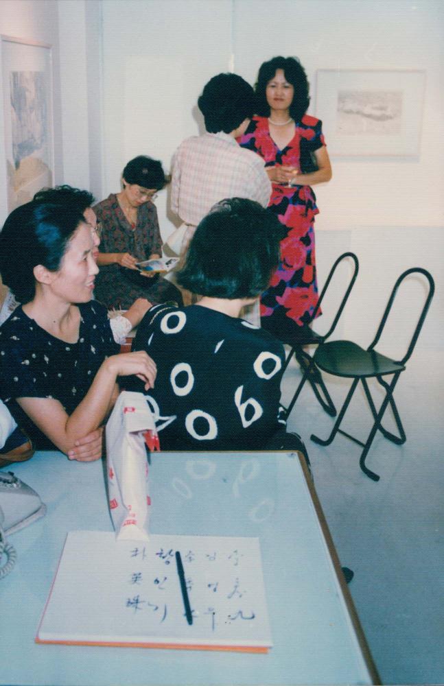 1987년 원화랑 《김명희 드로잉전》 인화사진 4