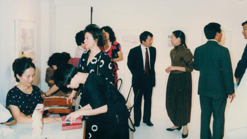 1987년 원화랑 《김명희 드로잉전》 인화사진