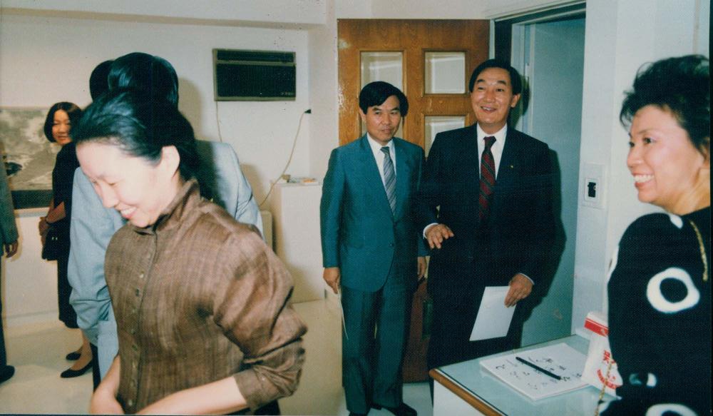 1987년 원화랑 《김명희 드로잉전》 인화사진