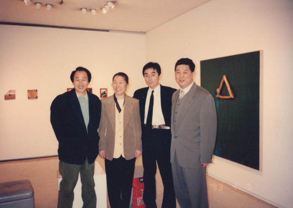 1993년 4월 7일 《김차섭 개인전》 오프닝에서 찍은 사진 1