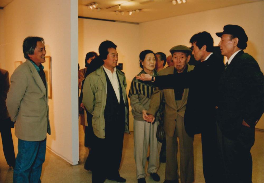 1993년 4월 7일 《김차섭 개인전》 오프닝에서 찍은 사진