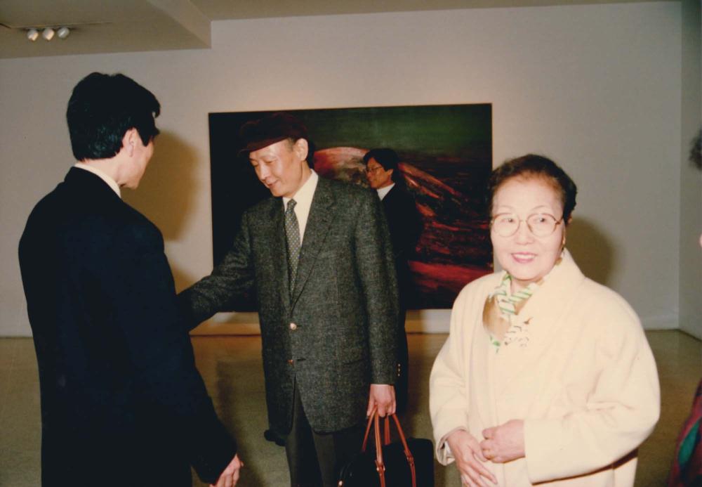 1993년 4월 7일 《김차섭 개인전》 오프닝에서 찍은 사진