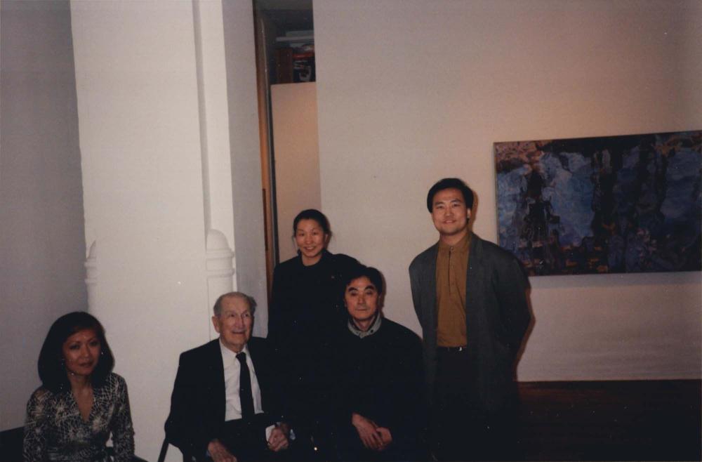 미국 뉴욕에서 김명희, 김차섭과 Wickiser, 유혁제를 촬영한 인화사진 1