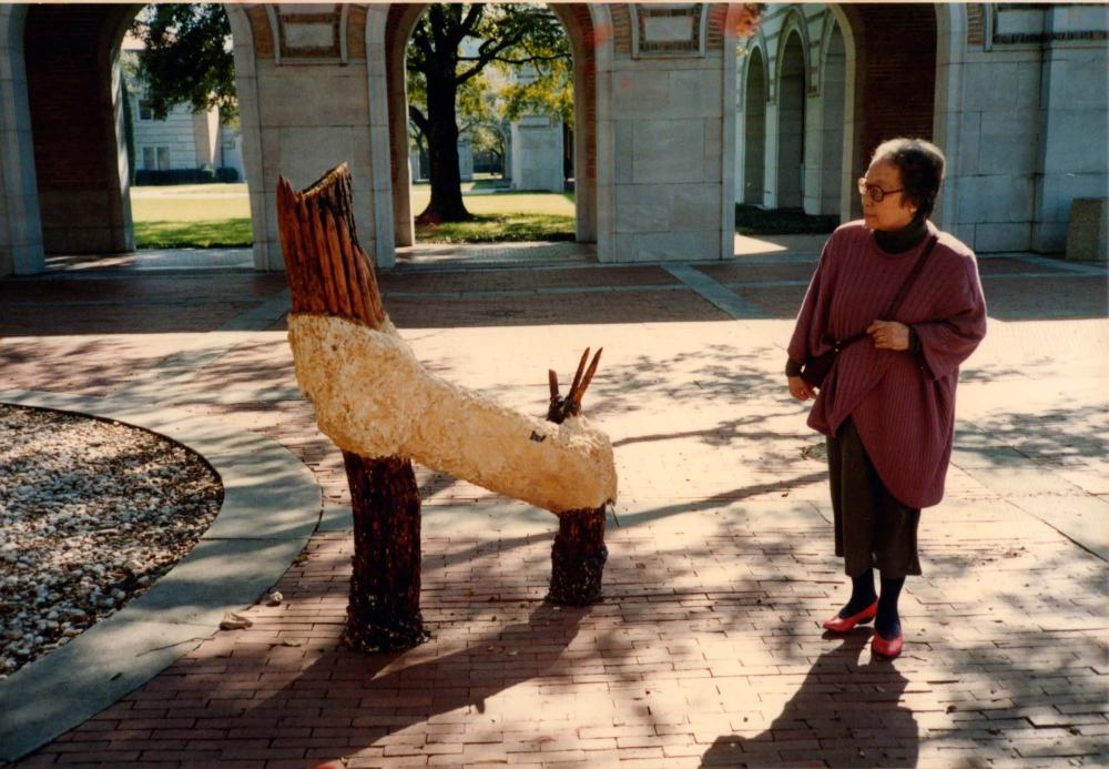 김향안과 여행에서 촬영한 김명희, 김차섭의 인화사진 1
