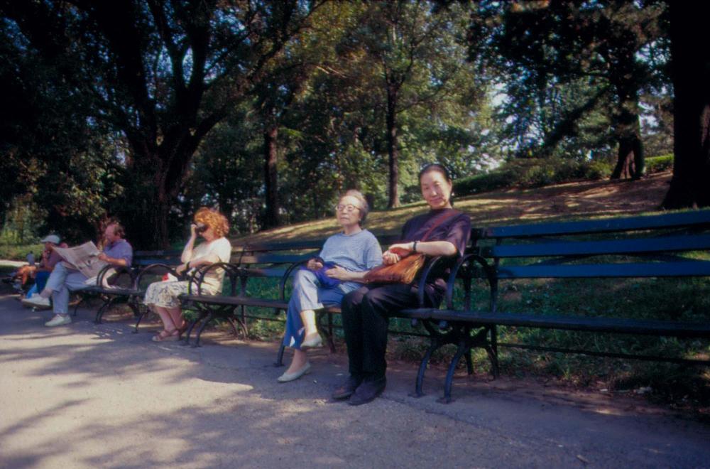 김향안과 여행에서 촬영한 김명희, 김차섭의 인화사진 2