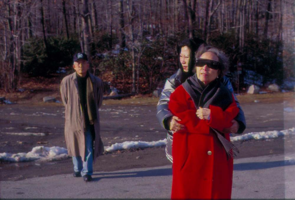 김향안과 여행에서 촬영한 김명희, 김차섭의 인화사진 2