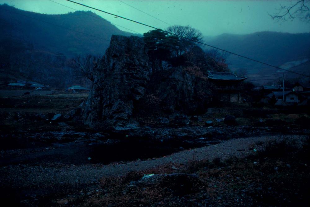 원화랑 전시 및 정찬승 외 지인과 함께 촬영한 슬라이드 필름