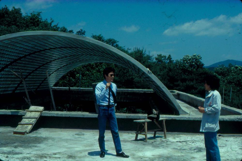 원화랑 전시 및 정찬승 외 지인과 함께 촬영한 슬라이드 필름