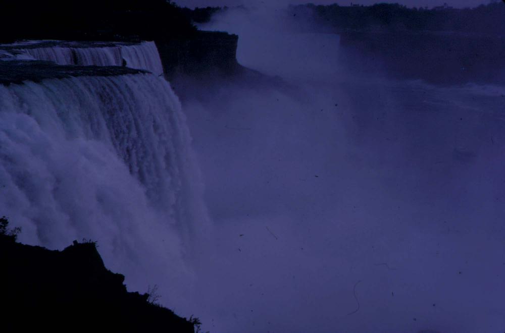 원화랑 전시 및 정찬승 외 지인과 함께 촬영한 슬라이드 필름