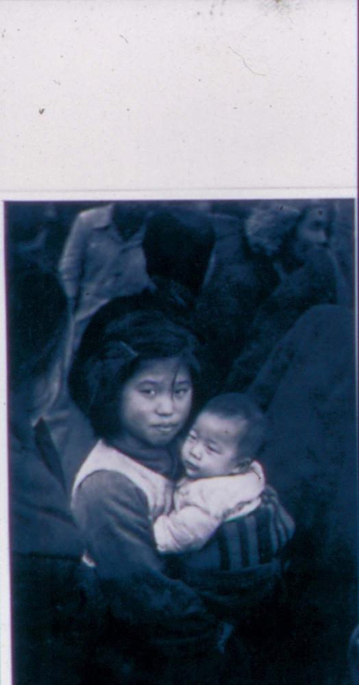 원화랑 전시 및 정찬승 외 지인과 함께 촬영한 슬라이드 필름