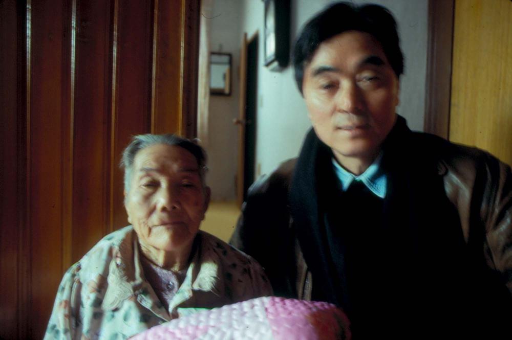 원화랑 전시 및 정찬승 외 지인과 함께 촬영한 슬라이드 필름