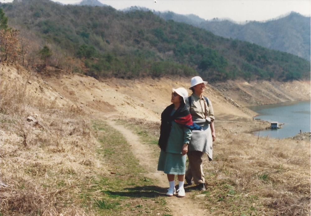 2013년 11월 9일 환기미술관에서 스캔한 김향안, 김명희, 김차섭의 여행 슬라이드 필름 사진파일 1