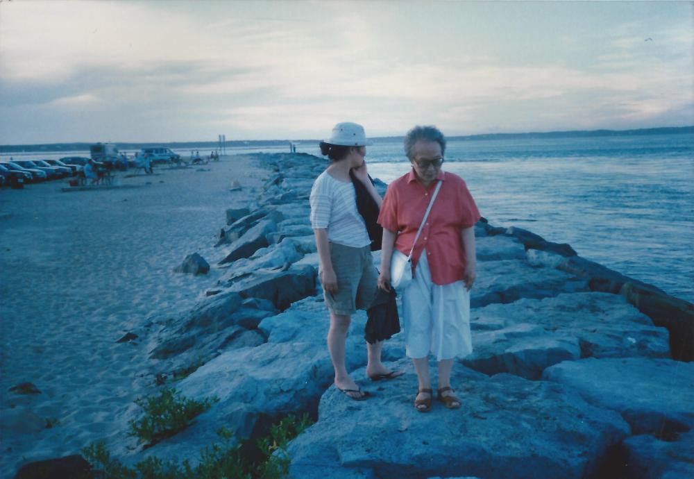 2013년 11월 9일 환기미술관에서 스캔한 김향안, 김명희, 김차섭의 여행 슬라이드 필름 사진파일 1