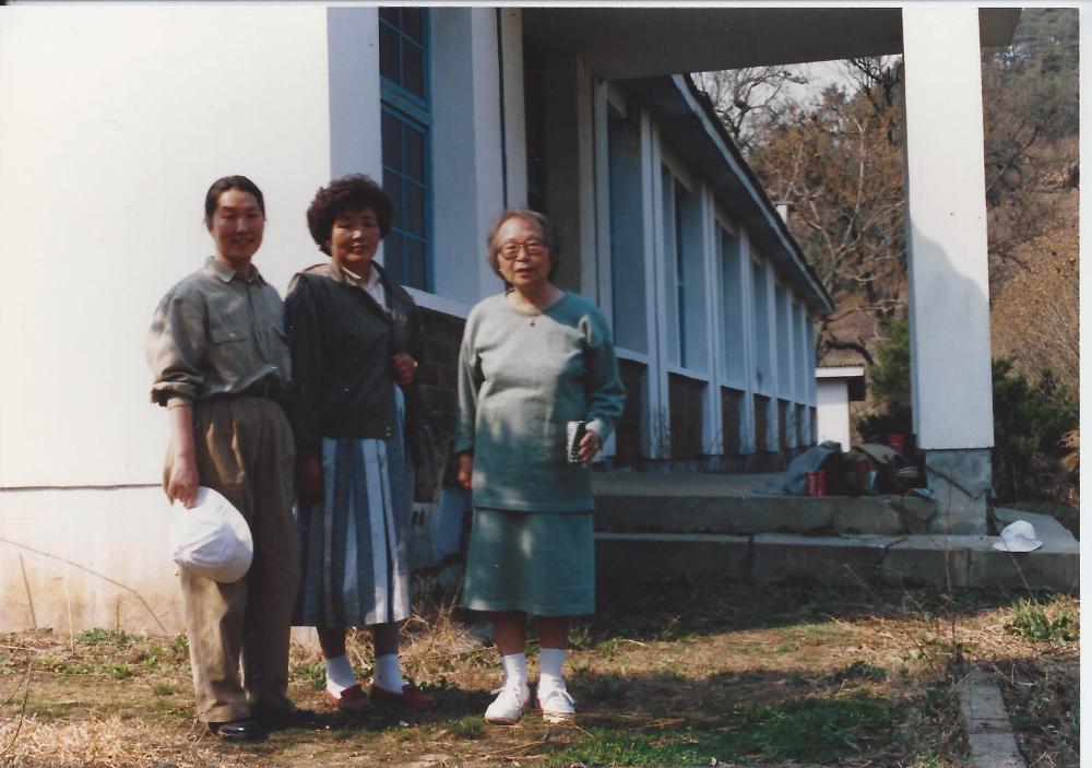 2013년 11월 9일 환기미술관에서 스캔한 김향안, 김명희, 김차섭의 여행 슬라이드 필름 사진파일 1