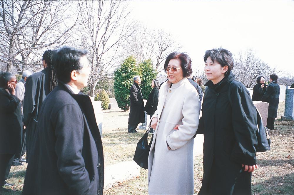 2013년 11월 9일 환기미술관에서 스캔한 김향안, 김명희, 김차섭의 여행 슬라이드 필름 사진파일 2 2