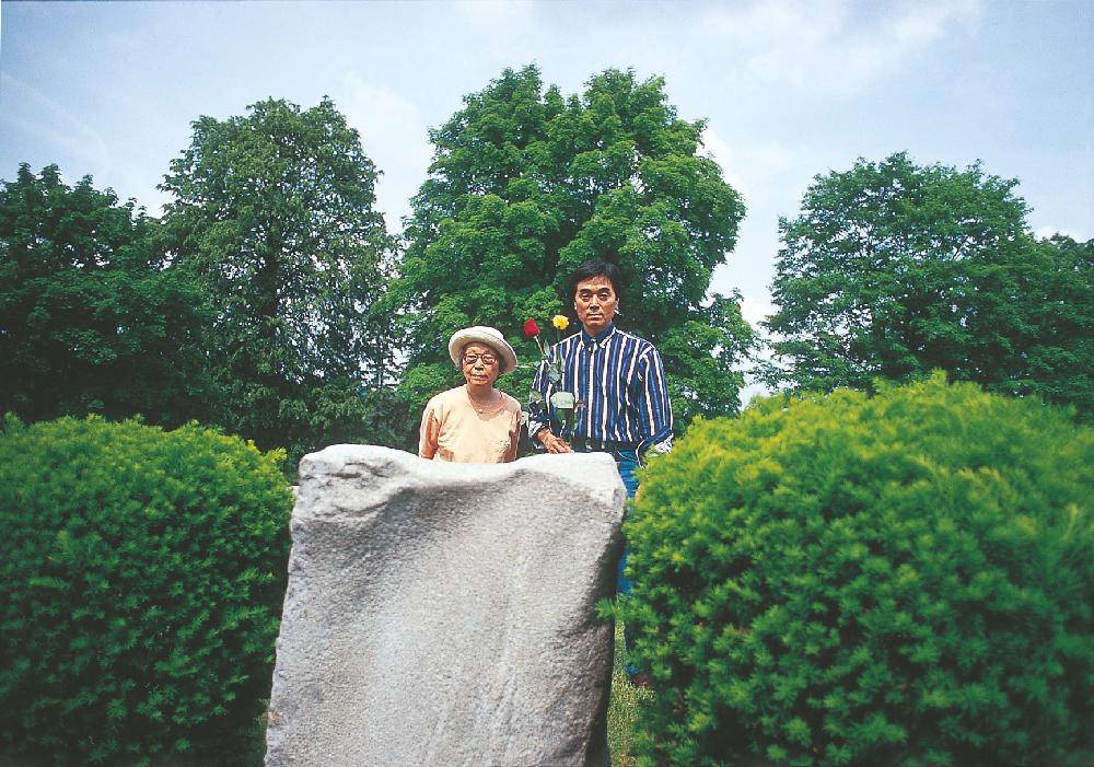 2013년 11월 9일 환기미술관에서 스캔한 김향안, 김명희, 김차섭의 여행 슬라이드 필름 사진파일 2