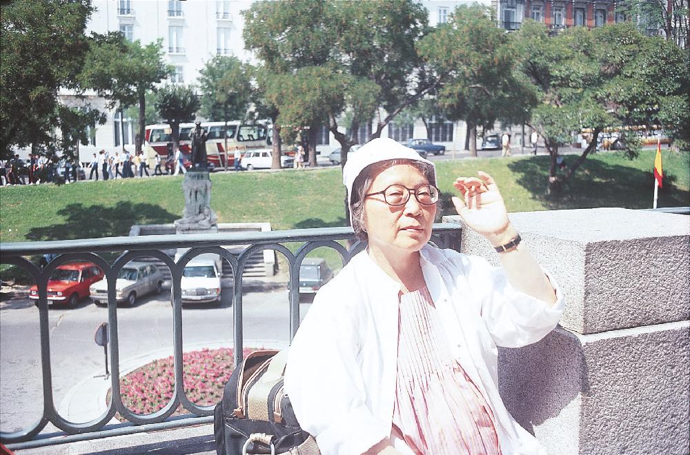 2013년 11월 9일 환기미술관에서 스캔한 김향안, 김명희, 김차섭의 여행 슬라이드 필름 사진파일 2