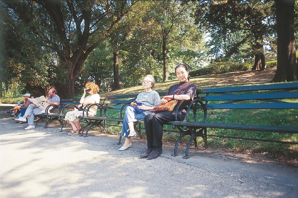 2013년 11월 9일 환기미술관에서 스캔한 김향안, 김명희, 김차섭의 여행 슬라이드 필름 사진파일 2