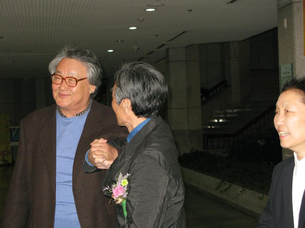 2008년 제9회 이인성미술상 시상식 김차섭 사진