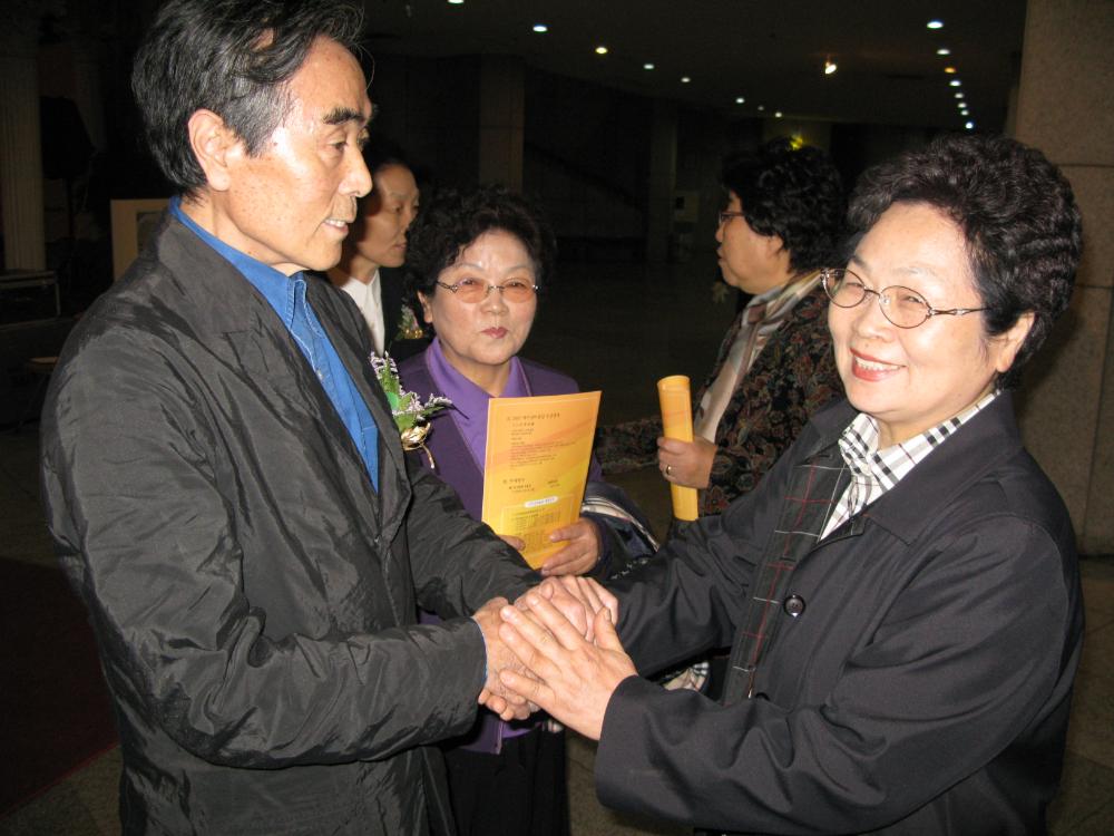 2008년 제9회 이인성미술상 시상식 김차섭 사진