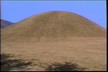 2003년 갤러리현대 김명희 개인전 《流轉(유전)의 역동성(Dynamics of Dislocation)》 전시 작품 중 비디오 스틸컷 사진파일